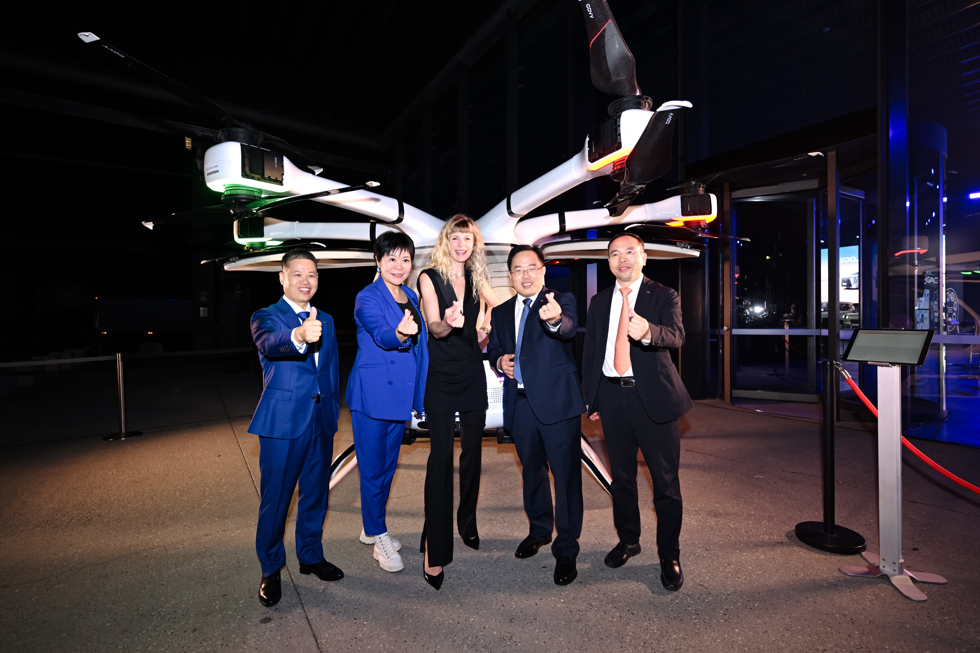 高域飞行汽车,开启南太平洋新篇章(图1) 高域飞行汽车,开启南太平洋新篇章(图1)