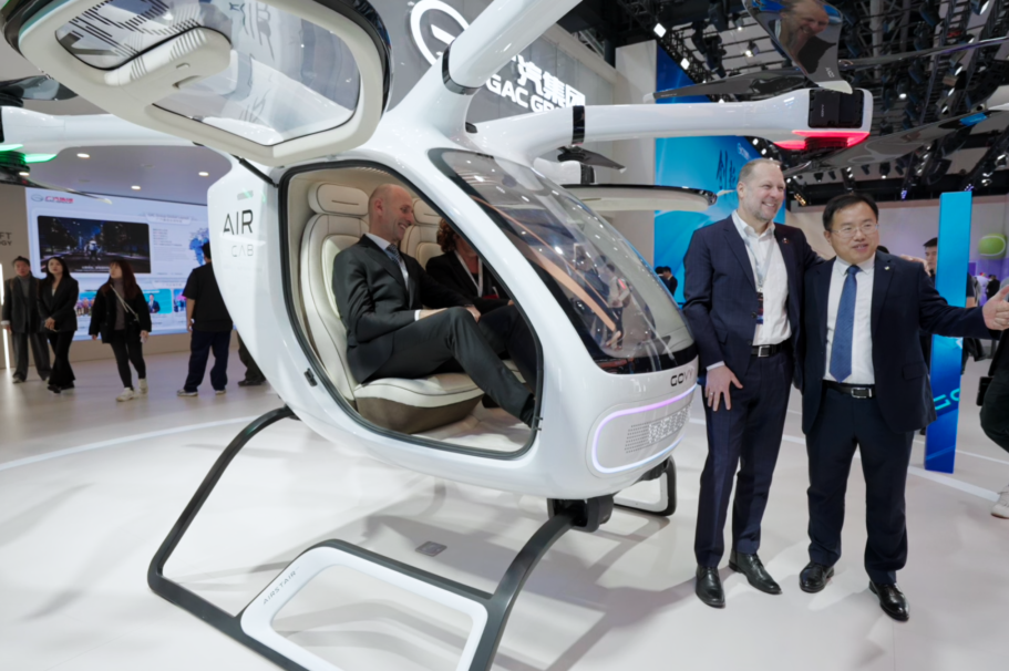 新科技・新生活:高域以产品回应广州车展主题,定义未来出行(图4) 新科技・新生活:高域以产品回应广州车展主题,定义未来出行(图4)